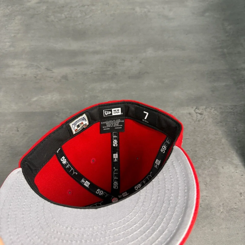 New‎ Era Boston Red Sox Hat 7 Red Pink White Fitted Cap 59FIFTY MLB Side Patch